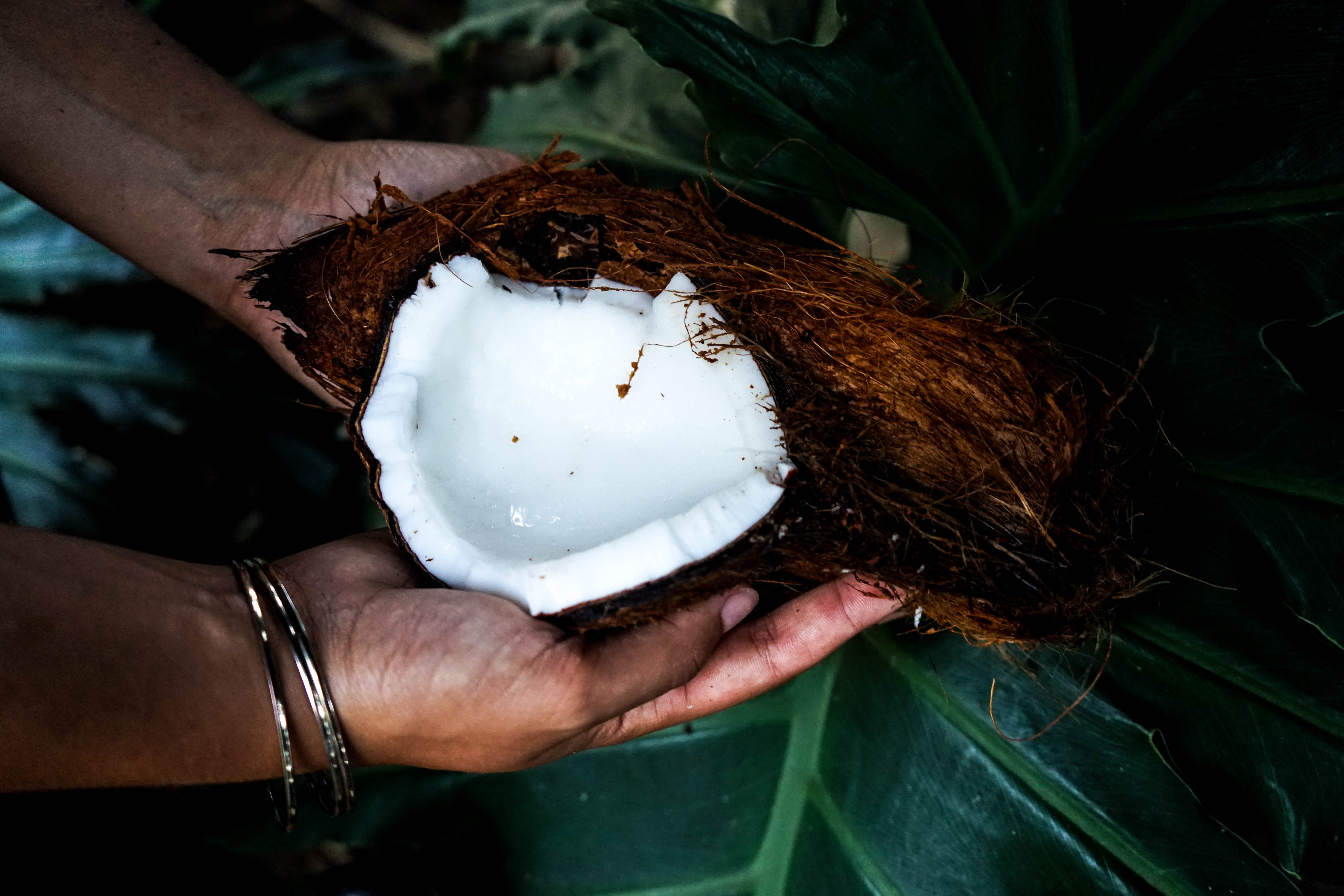coconut for face scrub